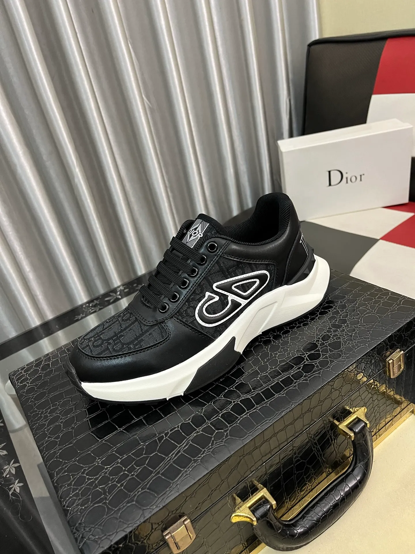 Men's Men's Shoes 💰438⌚️⌚️"Dior DIOR*" latest hot style casual shoes, top brand [seduce] luxury~purchase, top~quality. [Strong] The upper is made of imported breathable cowhide with material ➕ breathable sheepskin feet (•) and fine workmanship. Code number: 38-444️⃣Colors available